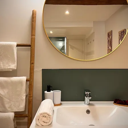 Apartment Le Bain De Lea, Au Coeur De Carcassonne